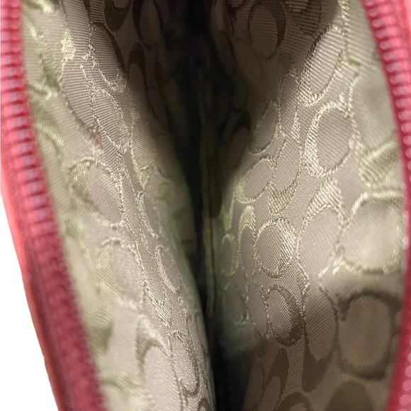 🔥 Vintage Coach Leather Zipper Wristlet | Red | Minimalist & Rare | EUC - Picture 6 of 6